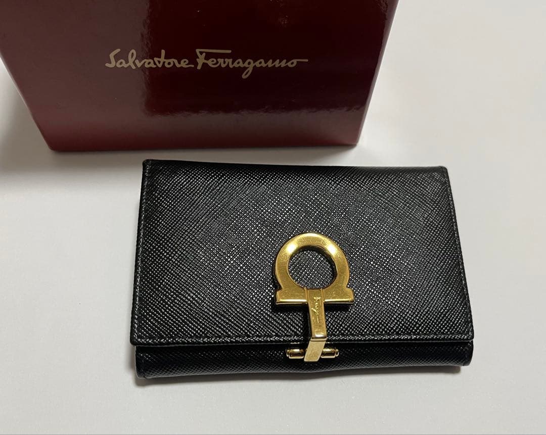 Salvatore Ferragamo キーケース　カードケース