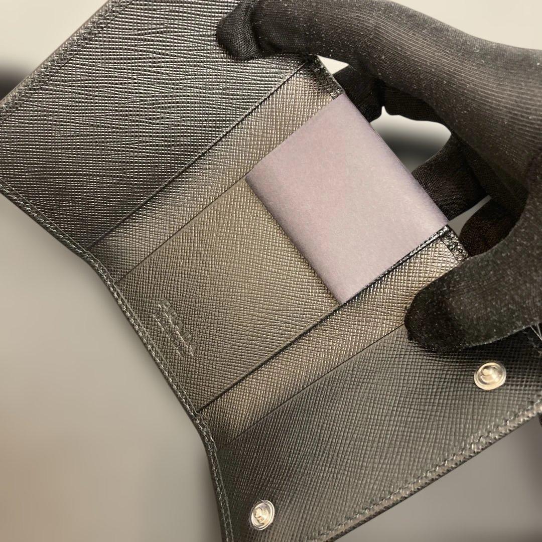 PRADA プラダ ブラックレザー キーケース 三角ロゴ ６連 ◇