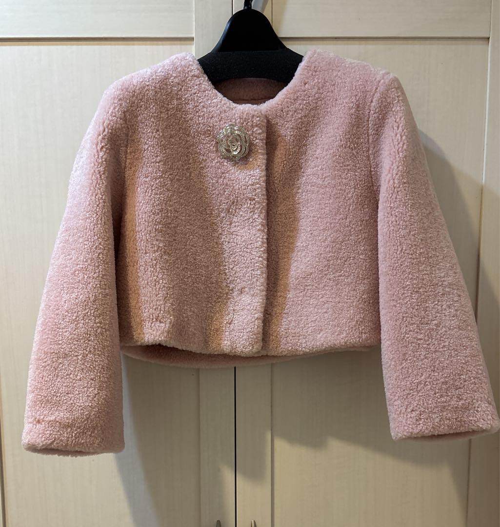 【美品】2025❤️今季❤️エムズグレイシー❤️ブローチ付　フェイクファーコート　38