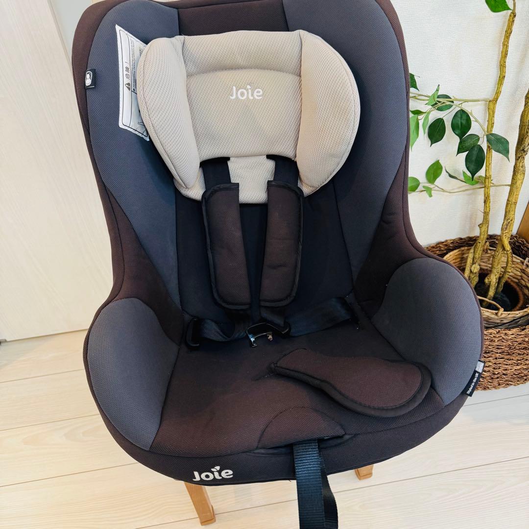 美品　joie チルト　チャイルドシート　ブラックグレー　ジュニアシート