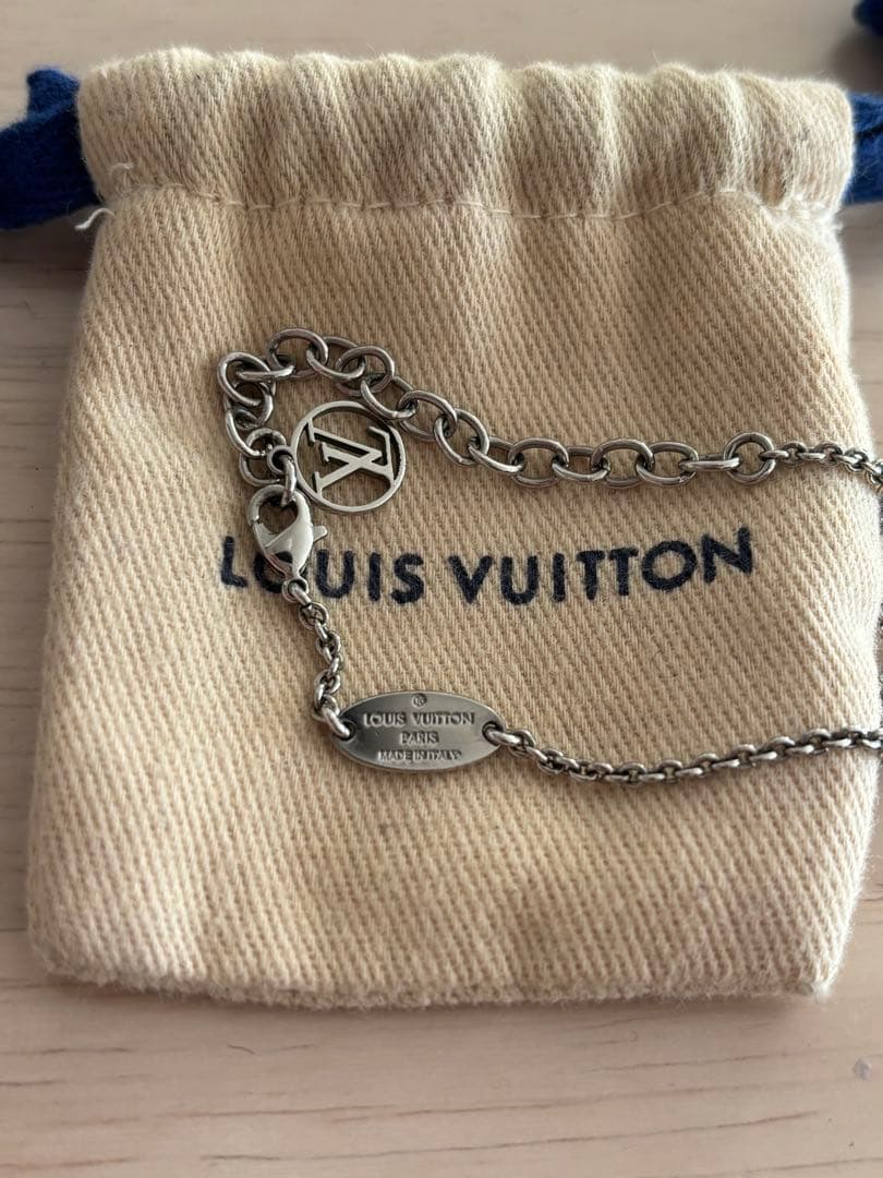 Louis Vuitton ルイ・ヴィトン　ネックレス　エセンシャル