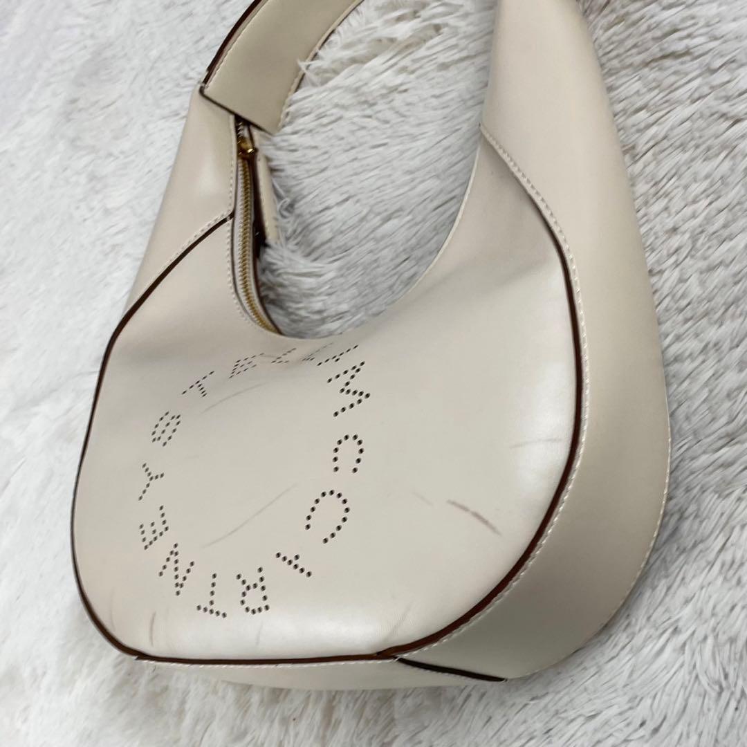 美品 ステラマッカートニー レザー トートバッグ パンチング ハーフムーン 白