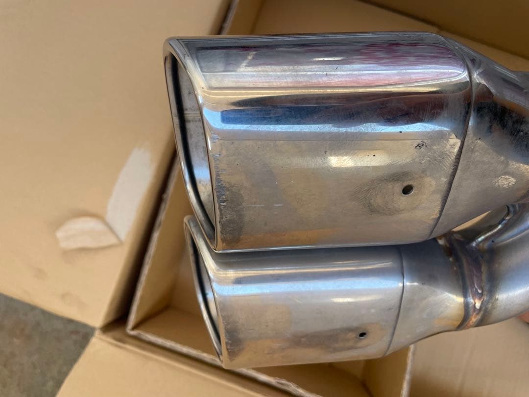 アルファード/ヴェルファイア　モデリスタ　ドレスアップマフラー　HV用