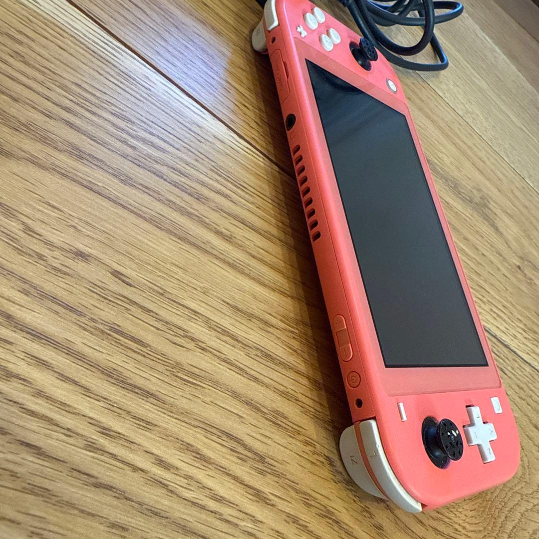 Nintendo Switch Lite本体 コーラル　ピンク　充電器付