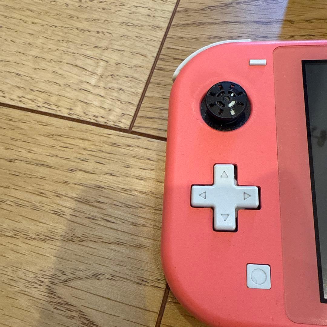 Nintendo Switch Lite本体 コーラル　ピンク　充電器付