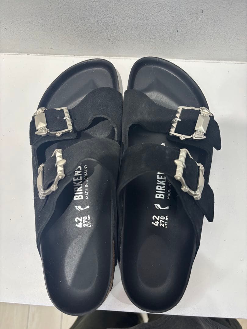 Birkenstock ブラック サンダル スエード 42