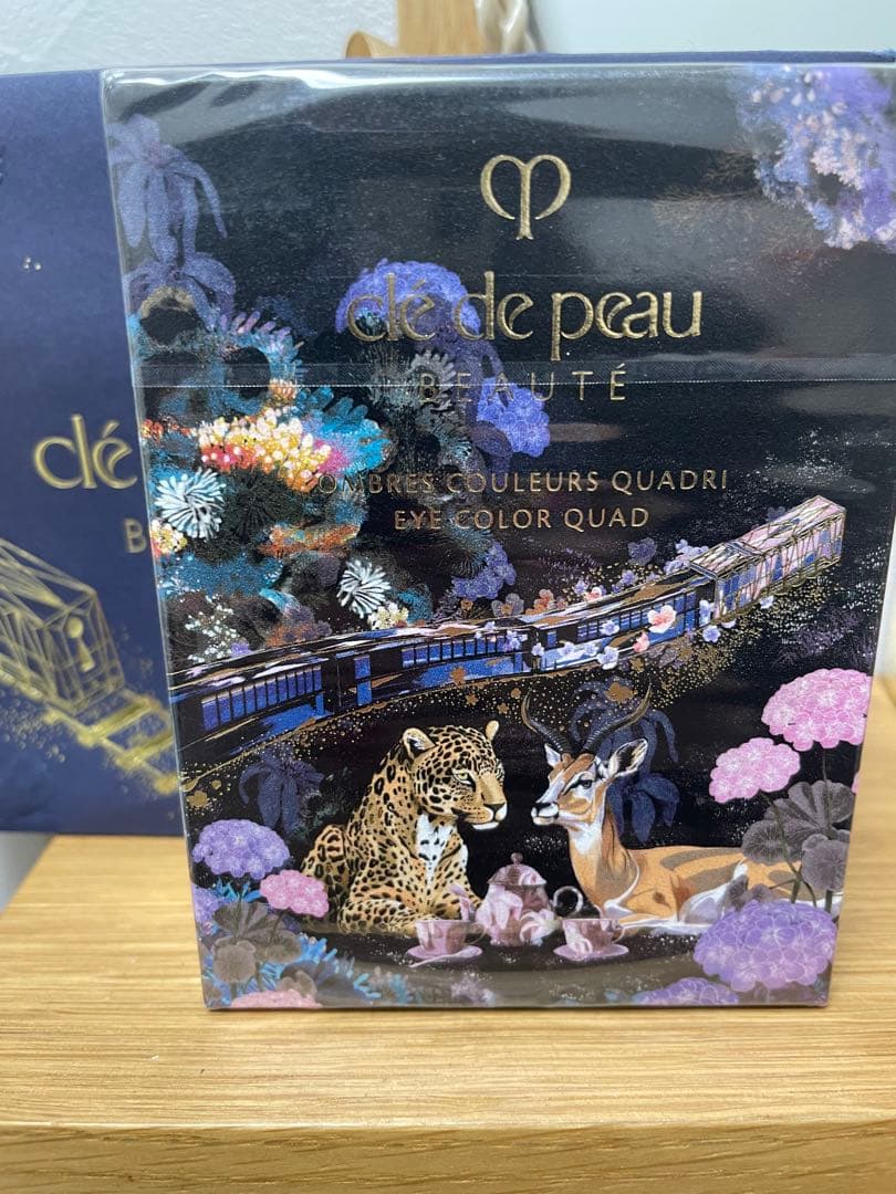 新品 未開封 2025クレドポー ボーテ オンブルクルール クアドリ504