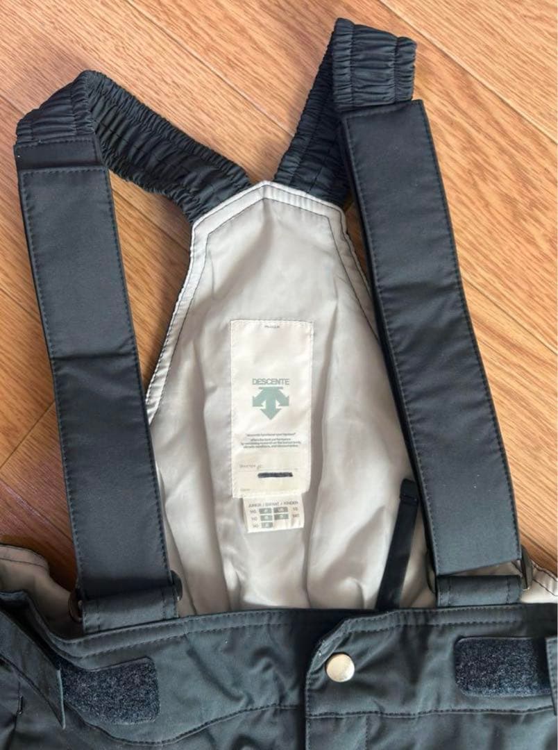 子ども用　スキーウェア　140cm デサント