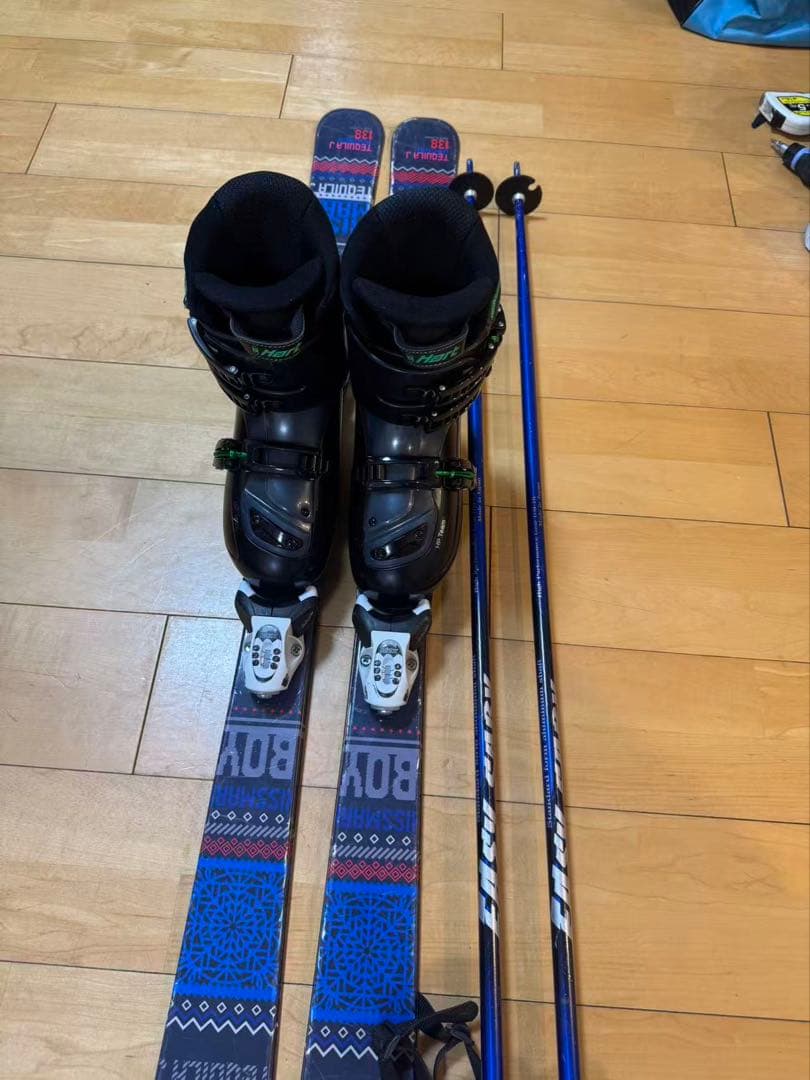 キスマーク　スキーセット　138センチ　hardブーツ　23〜23.5センチ