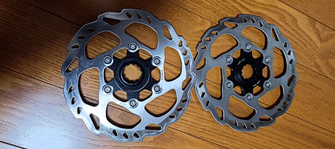 SHIMANO　105　Di2　12s　コンポーネントセット