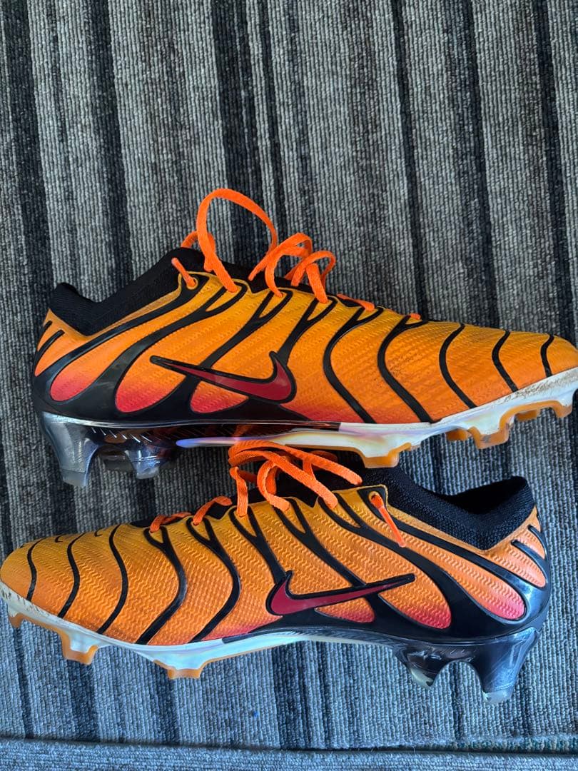 ナイキ ズームマーキュリアル ヴェイパー 15 AM FG エアマックス プラス