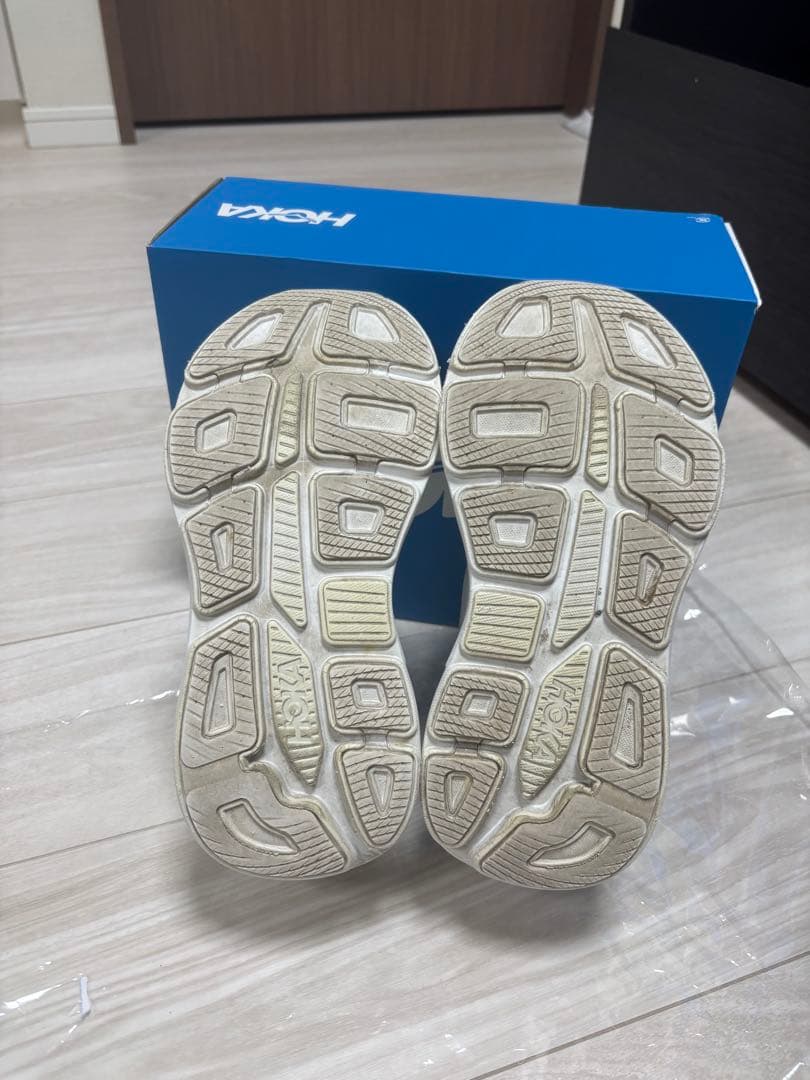HOKA ホワイト ボンダイ9　23cm【クリーニング済み】　⚠️箱は撮影用⚠️