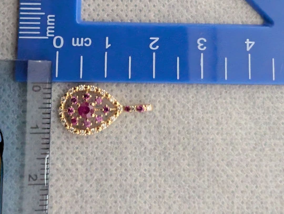 遺品生前整理　K18 ルビーペンダントトップ