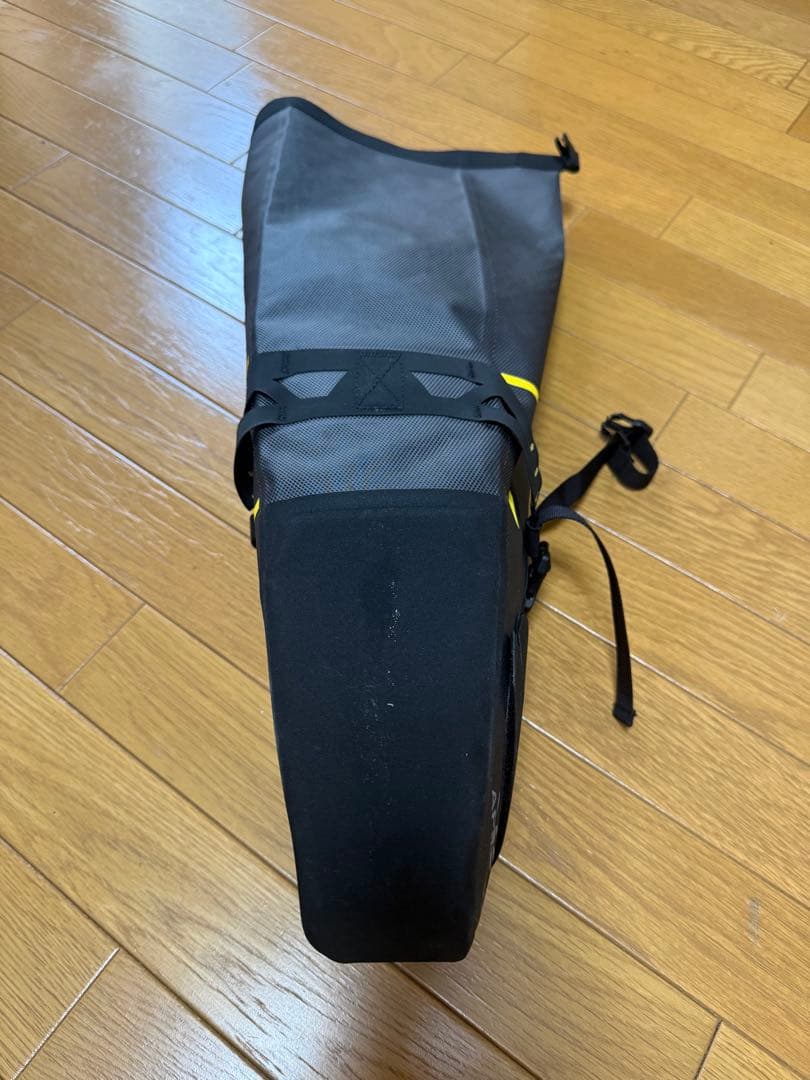 アピデュラ　サドルバッグ　14Ｌ　美品