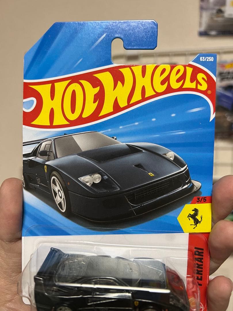 ホットウィール　フェラーリ・F40 　 スーパートレジャーハント