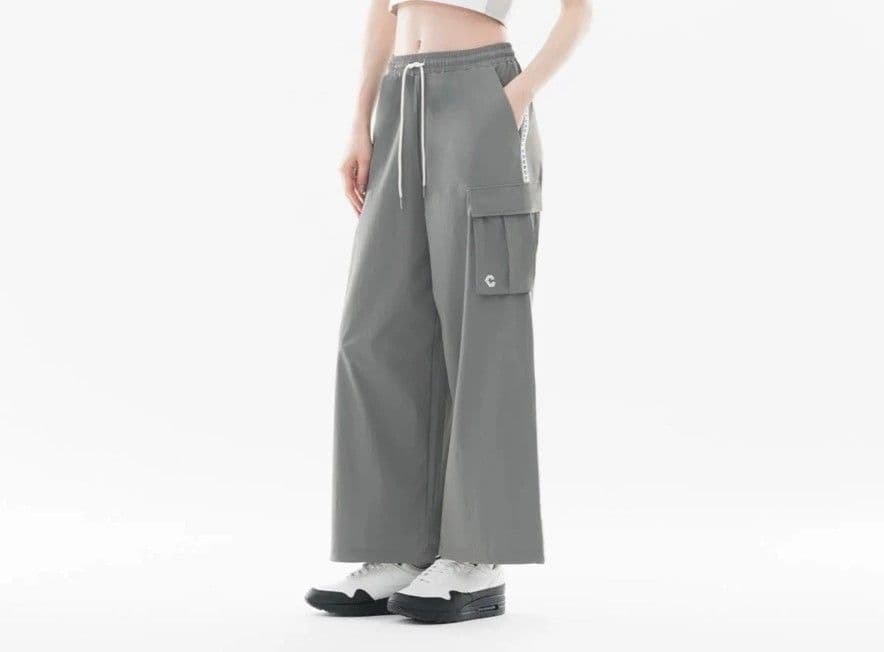 【新品】CRONOSグレー ワイドシルエットカジュアルパンツ