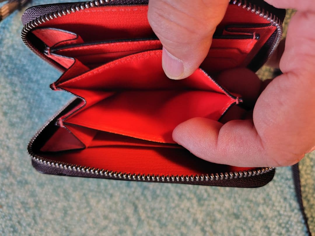 L'arcobalenoラルコバレーノラウンドジップミニウォレット茶✕赤