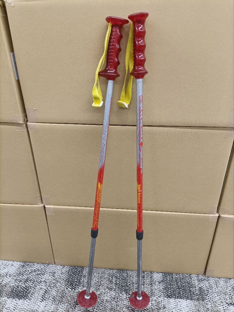 【格安4点セット】ジュニア用スキー 110cm・ブーツ・ヘルメット・ストック