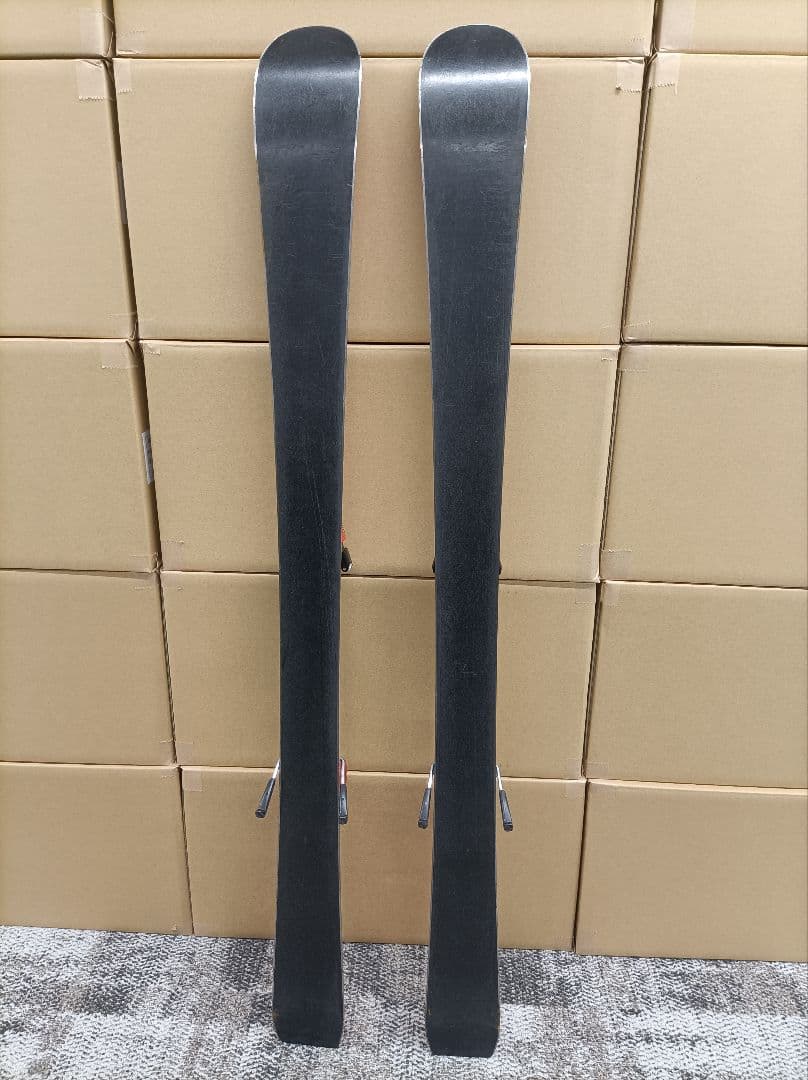 【格安4点セット】ジュニア用スキー 110cm・ブーツ・ヘルメット・ストック