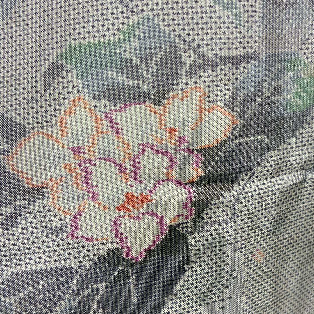 D196 本場白大島紬　藤絹織物　花模様　正絹着物　袷　しつけ糸付き未使用極美品