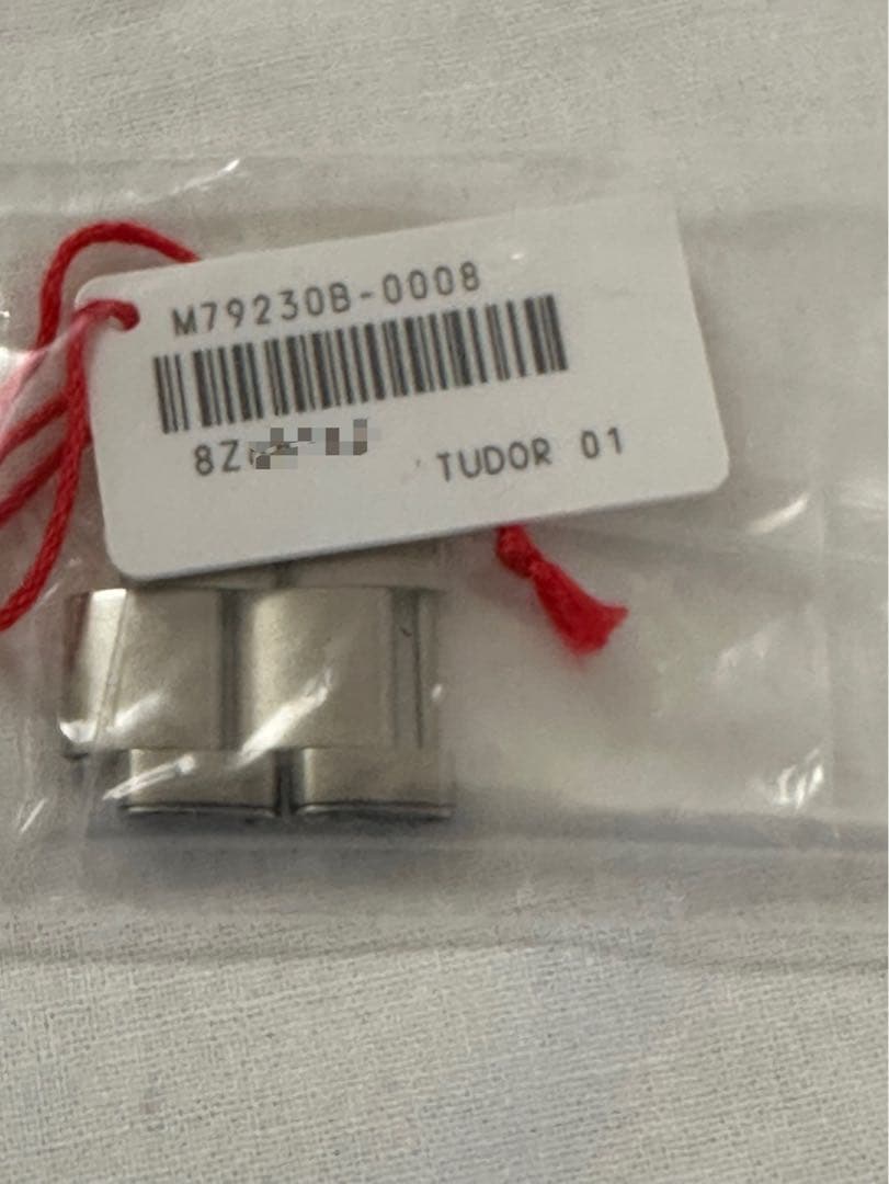 【にっしゃん】 TUDOR チューダーブラックベイ79230B-008