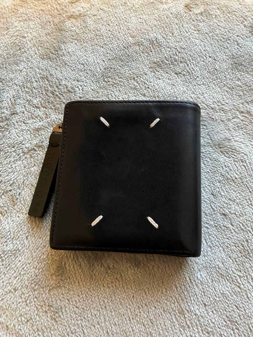 メゾンマルジェラ 二つ折り財布