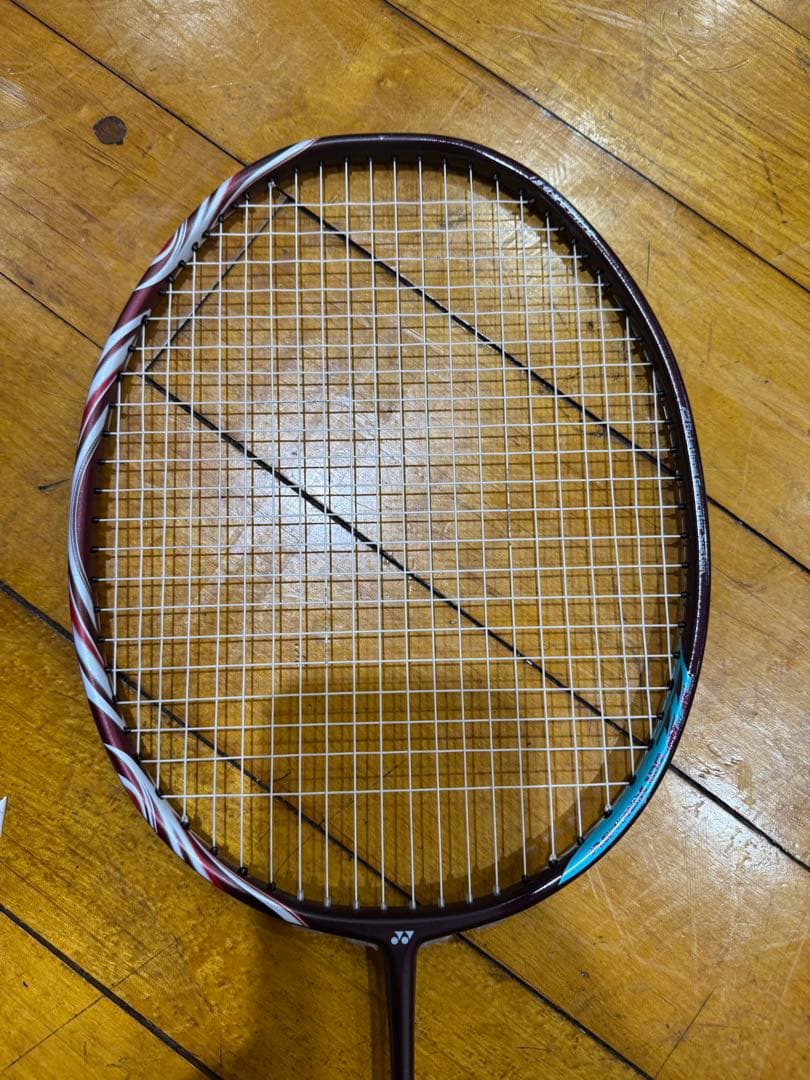 ［美品］YONEX アストロクス100zz 3UG5