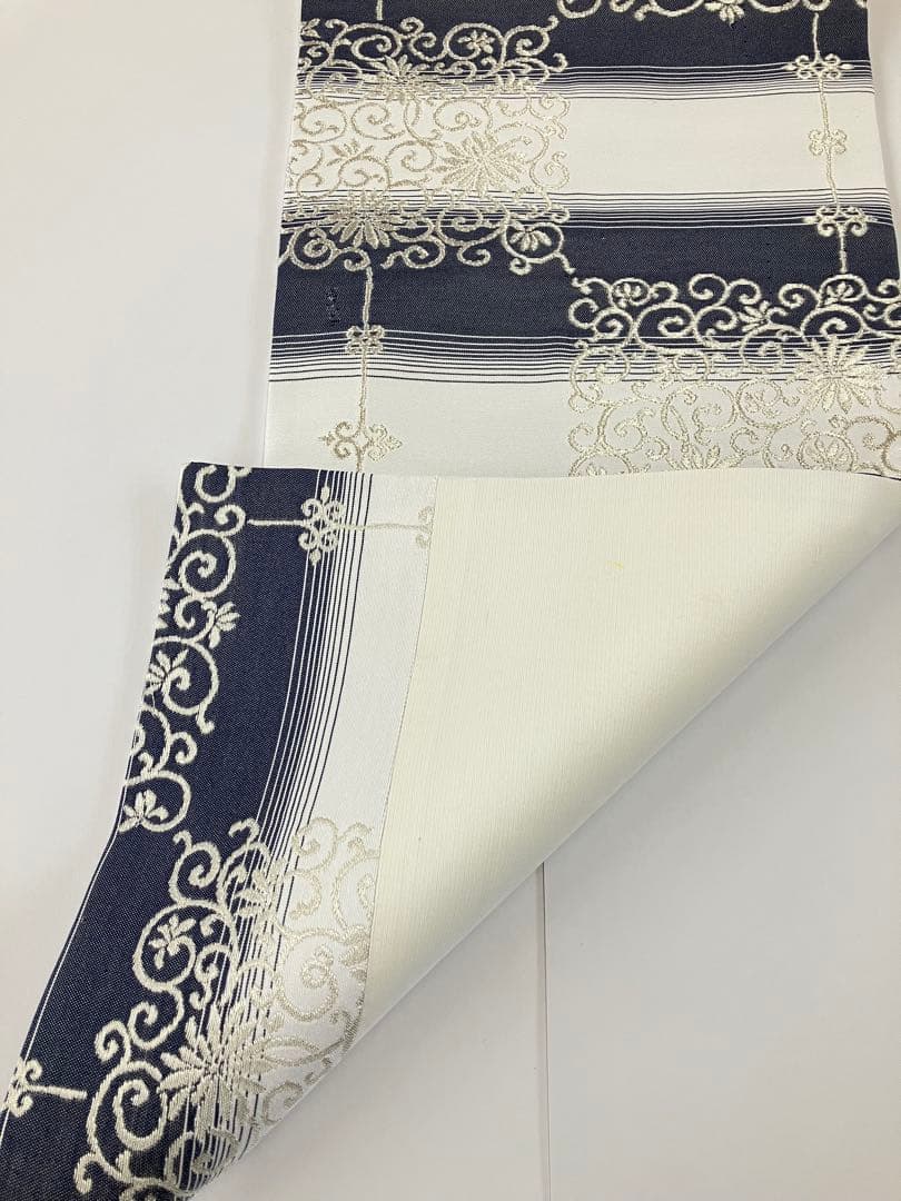 お仕立て上がり名古屋帯　新品未使用品　正絹　西陣織　No.358