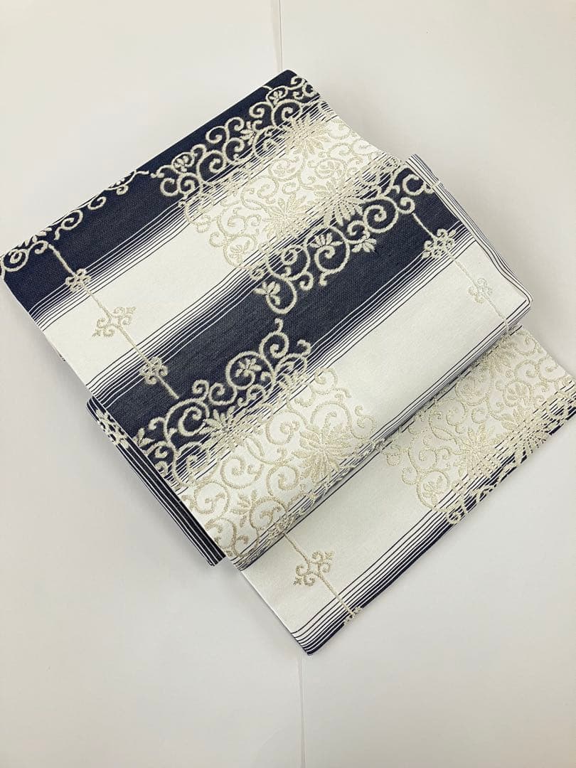 お仕立て上がり名古屋帯　新品未使用品　正絹　西陣織　No.358