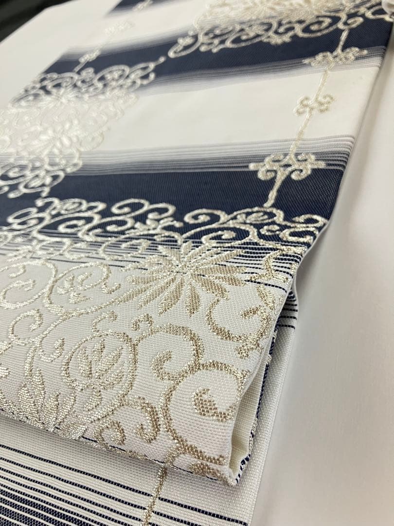 お仕立て上がり名古屋帯　新品未使用品　正絹　西陣織　No.358