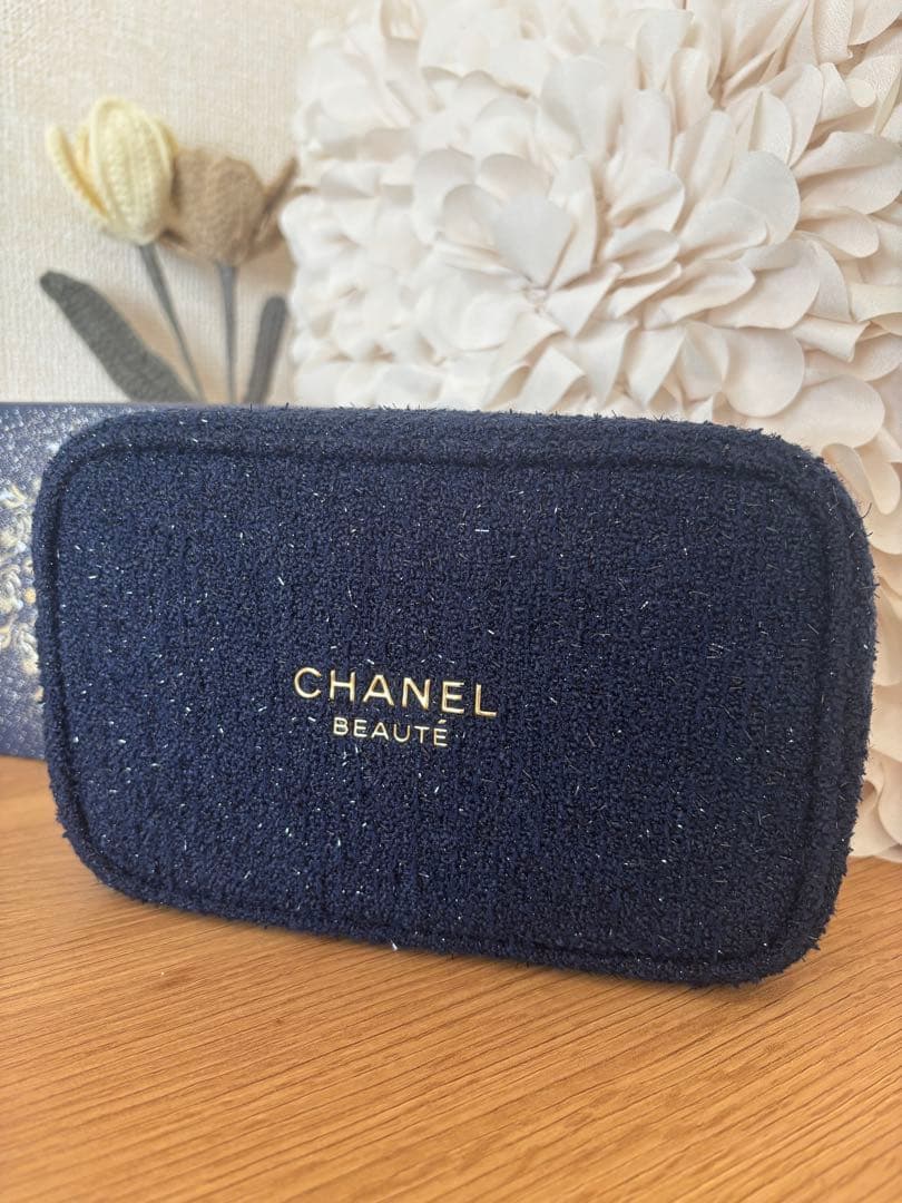 CHANEL シャネル クリスマスコフレ2025 リップアンドネイルケアセット