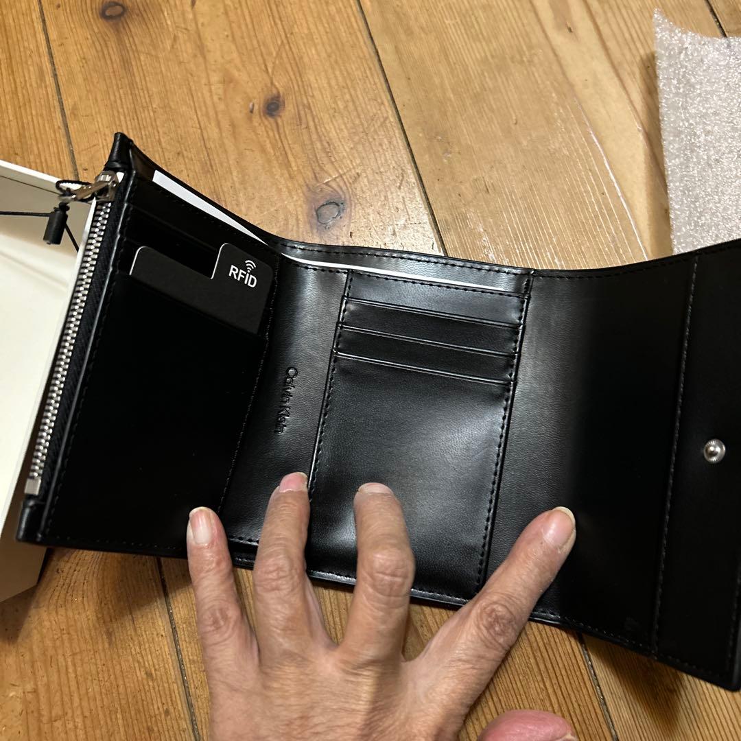 カルバンクライン 財布 ウォレット 三つ折り エンボス ロゴ CK 黒 ブラック