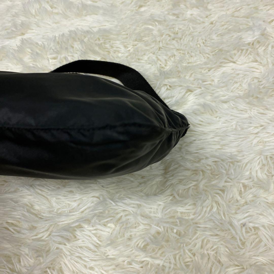 PRADA プラダ ナイロン ロゴプレート ショルダーバッグ 黒