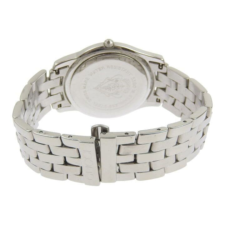 お*ー様 ☆極美品大人気グッチ時計5500M 黒文字盤ステンレススチール スイス