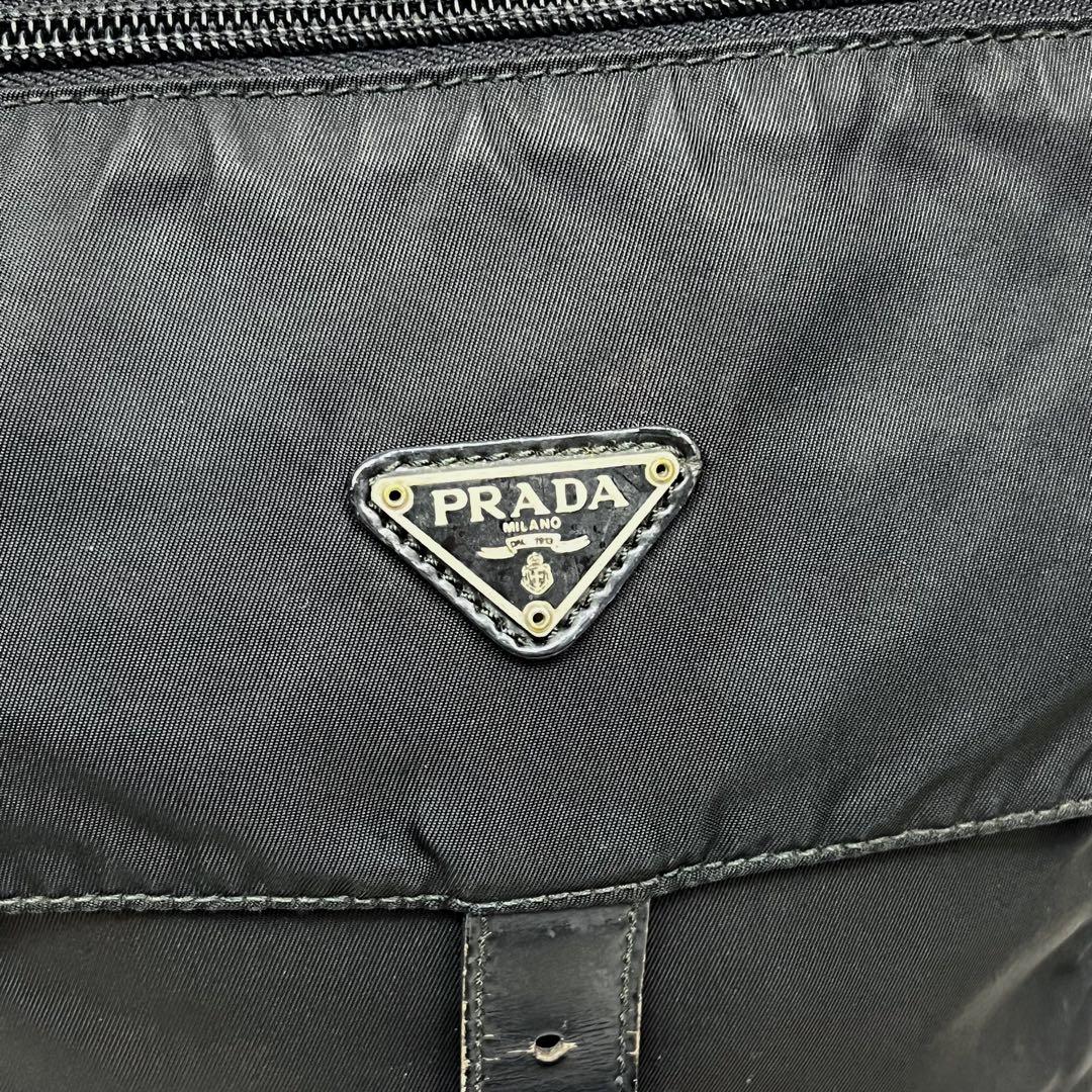 プラダ ショルダーバッグ 三角ロゴプレート ナイロン レザー ブラック