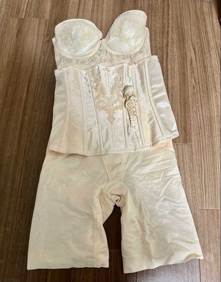 【フォーシスアンドカンパニー】ブライダルインナー3点セット