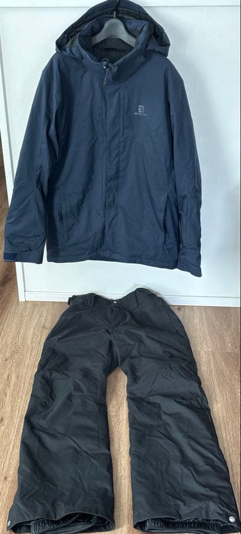 SALOMON サロモン　スキーウェア　スノボ　上下セット　Sサイズ　ネイビー