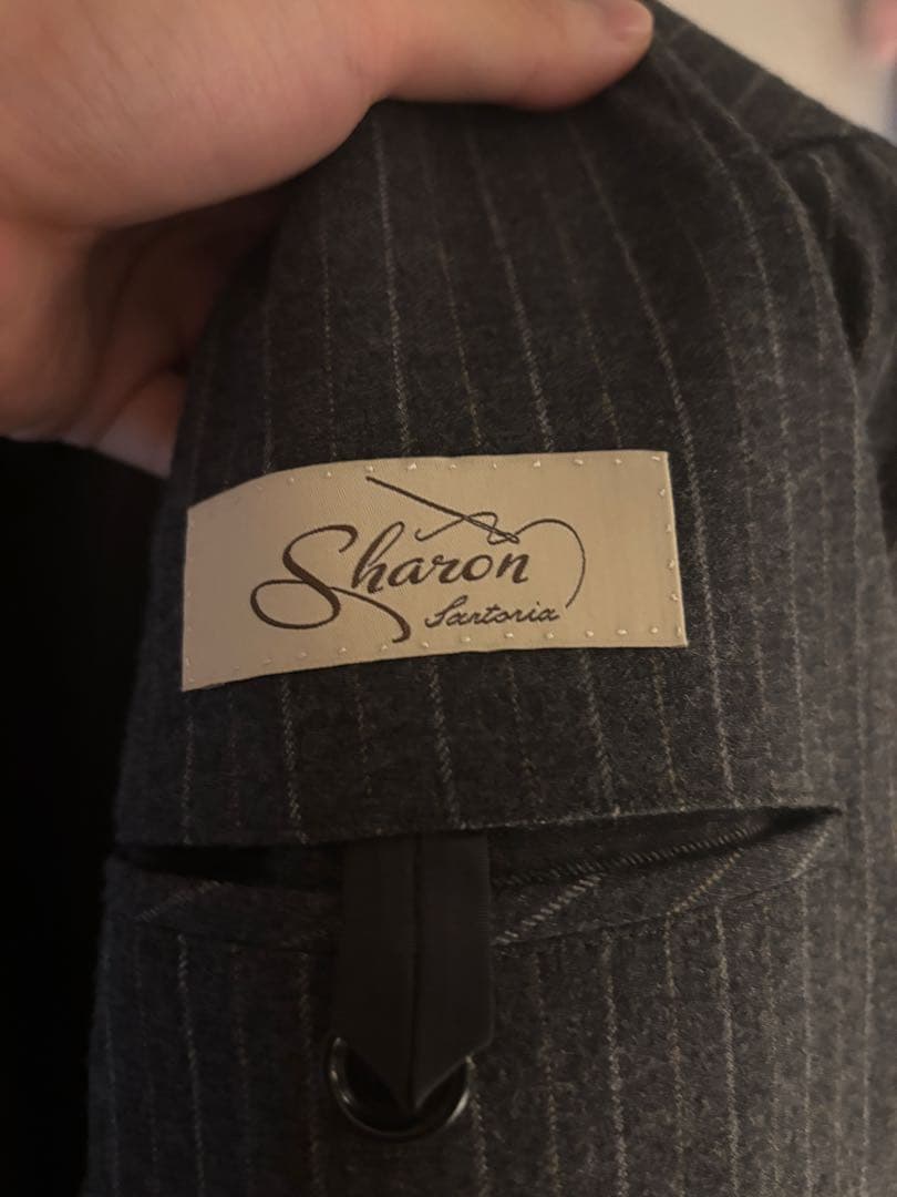 Sartoria sharon escorial スーツ