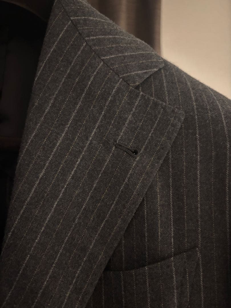 Sartoria sharon escorial スーツ