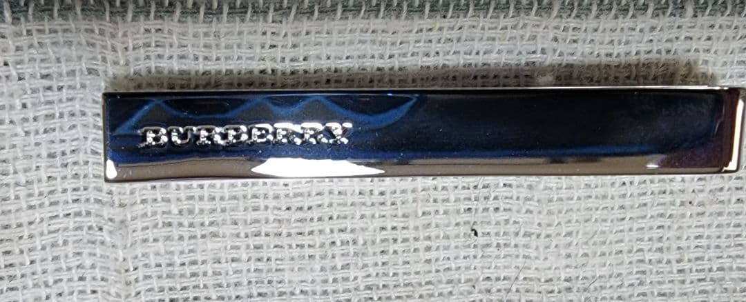 BURBERRY ノバチェック模様 ネクタイピン