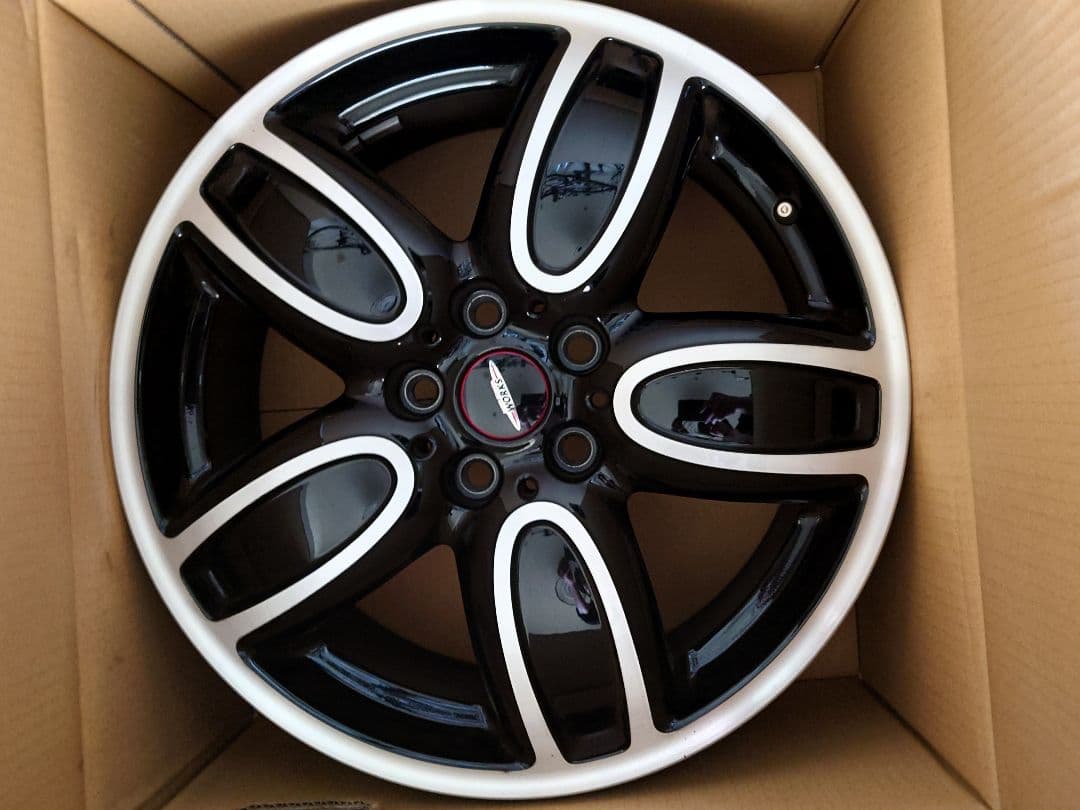 MINI JCW 純正　18インチ ホイールセット F56