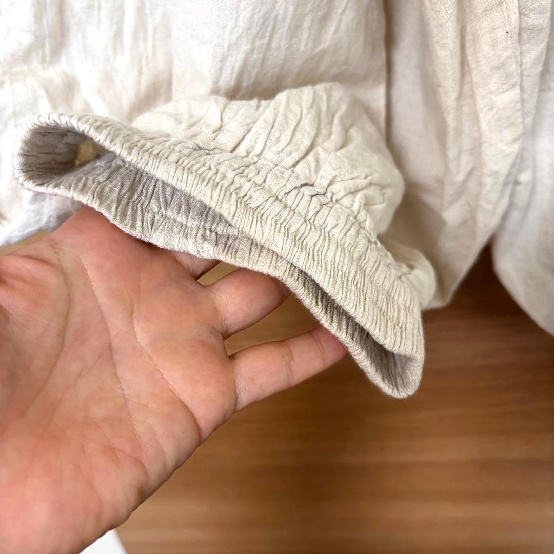 ヂェン先生の日常着　バルーンパンツ Sサイズ　生成