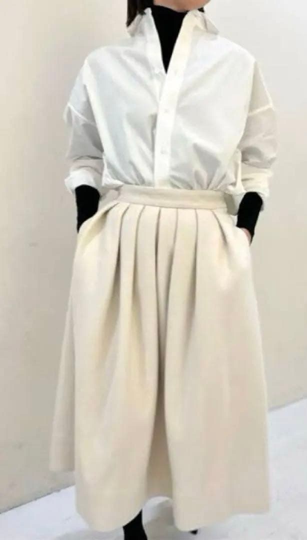 人気SHE TOKYO Norah ノラ インナー　ハイネック シートウキョウ