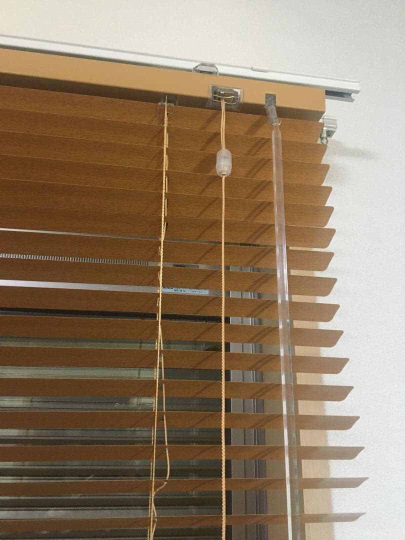 カーテンレール取付け 木目調 ウッド アルミ　ブラインド ライトベージュ