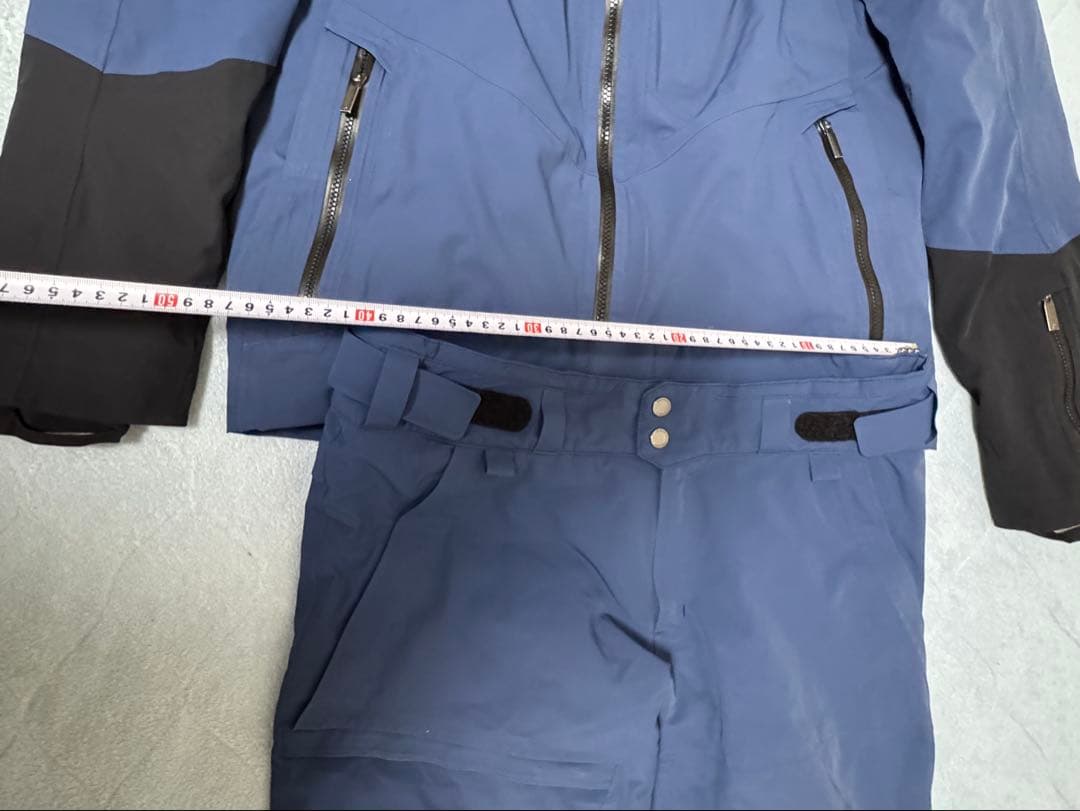 美品　ピークパフォーマンス 綿入　ブルーシャドウＭ