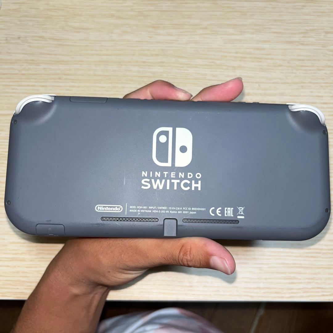 Nintendo Switch liteブラック