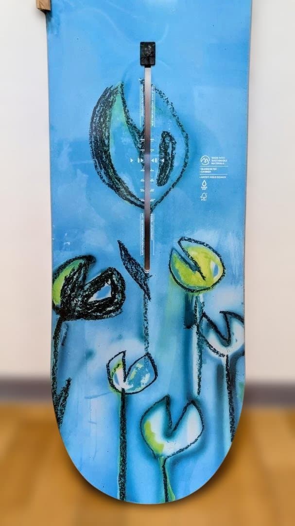 新品未使用★Burton ブロッサム キャンバー スノーボード　152ｃｍ