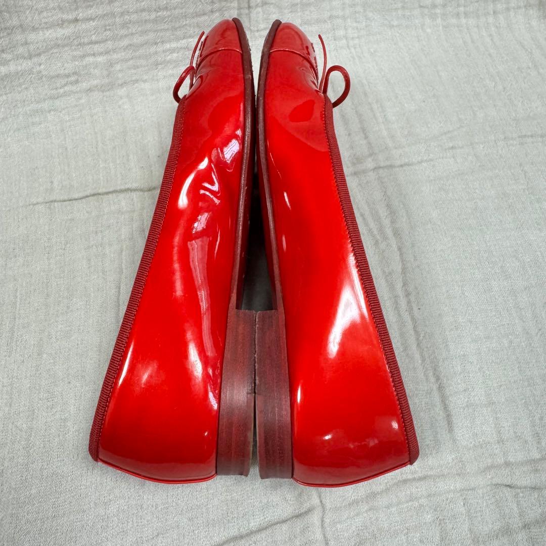 レアカラー　CHANEL 赤　エナメル　バレリーナ　フラットシューズ　パンプス
