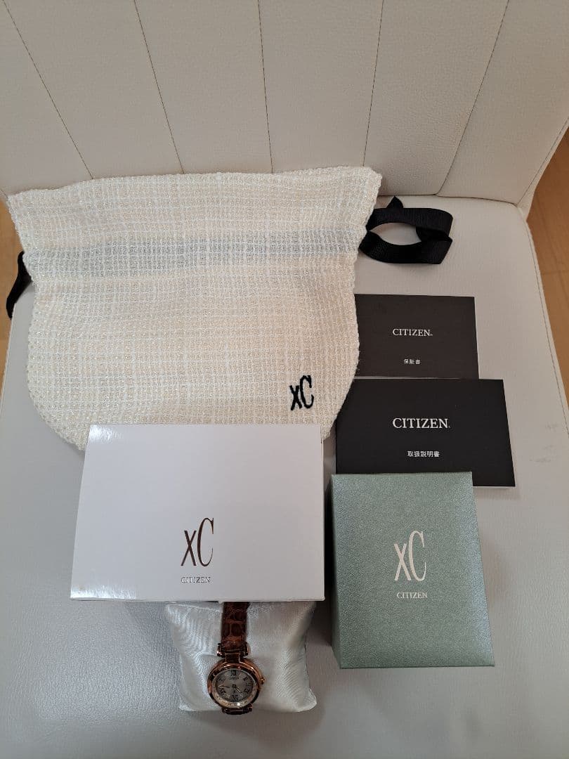 ぷにぶにCITIZEN シチズン xC クロスシー エコドライブ電波腕時計