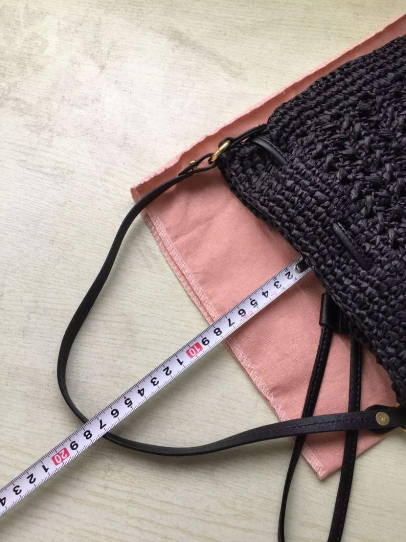 編みバッグハンドバッグ　❧早い者勝ち❧ラフィアベージュ黒